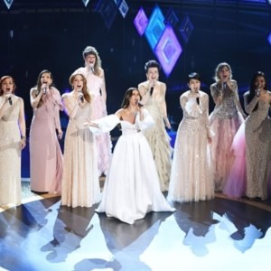 アカデミー賞授賞式、北欧の歌姫が映画『アナ雪2』のテーマソングを歌う